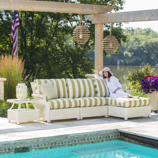 HAMPTONS RIGHT ARM SECTIONAL WITH GRADE A FABRIC/SELF WELT