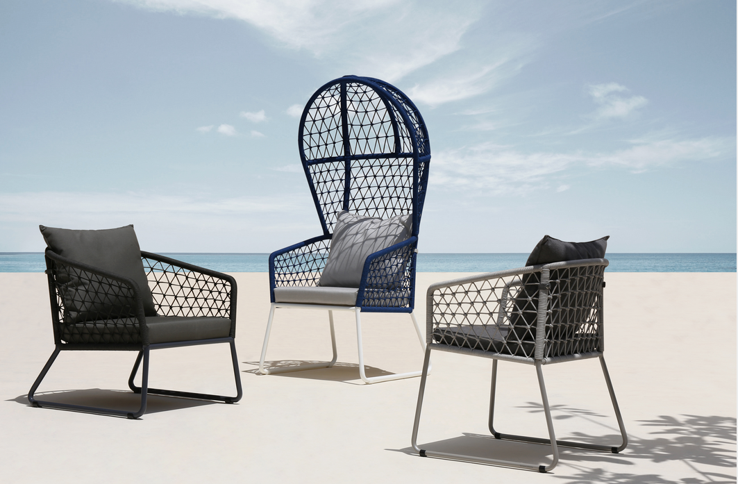 OHANA LOUNGE CHAIR / STANDARD FINISH / GRADE C FABRIC