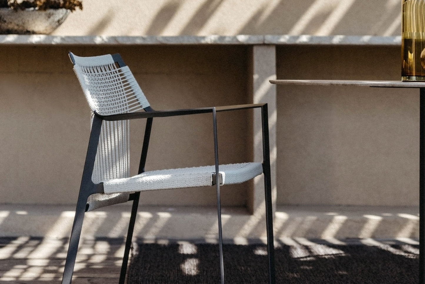 NODI ARM CHAIR - Kolo Collection