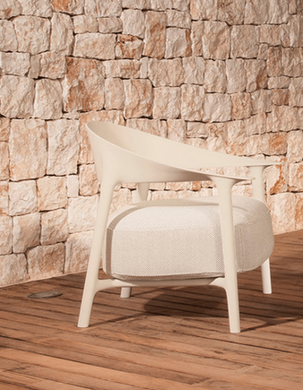 AFRICA LOUNGE CHAIR / BASIC FINISH / GROUP 1A, B FABRIC - Kolo Collection