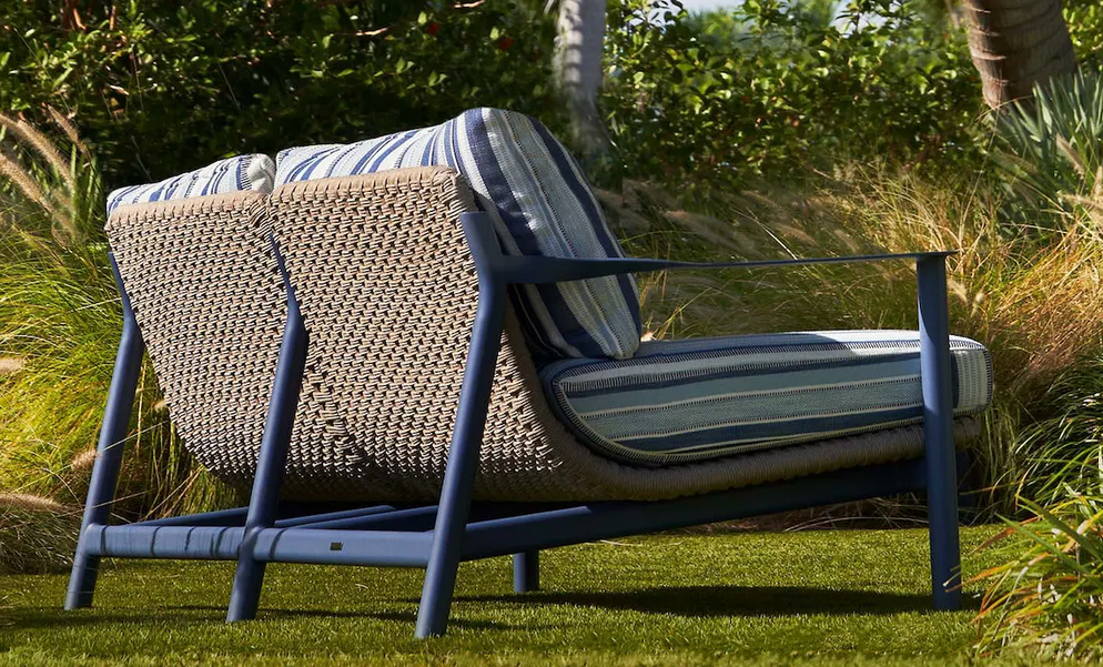 OLIVER LOVESEAT / GRADE E