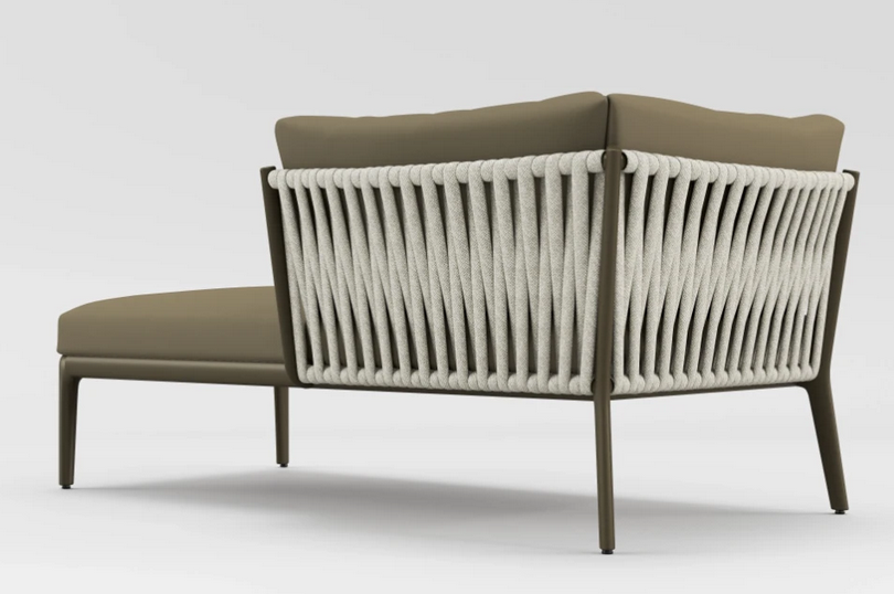 H COLLECTION RIGHT ARM CHAISE SECTIONAL / GRADE A