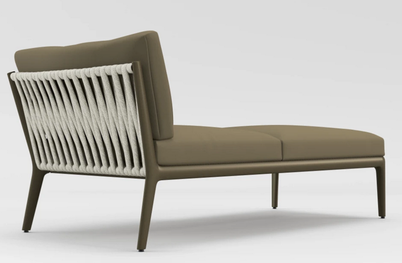 H COLLECTION RIGHT ARM CHAISE SECTIONAL / GRADE A