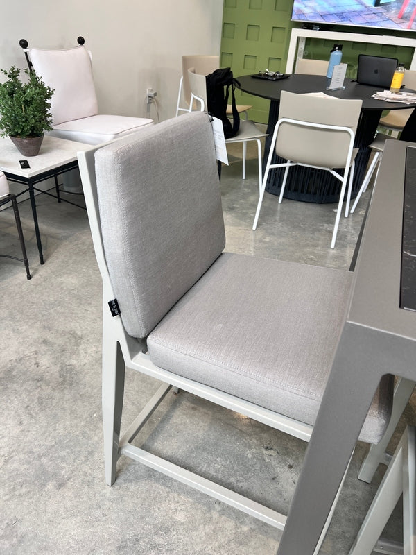 PAVILION FURNITURE COMMUNAL COUNTER HT TABLE + FOUR COUNTER HT STOOLS - Kolo Collection