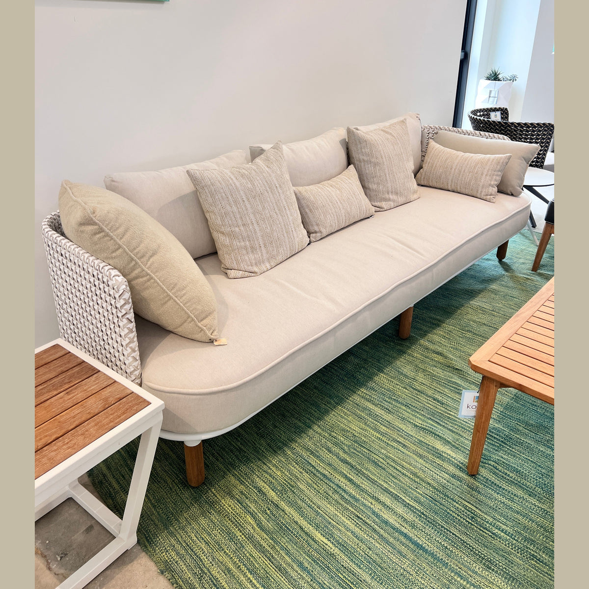 MAMAGREEN DAISY RAE 3-SEATER SOFA