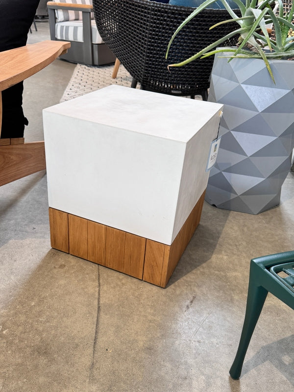 SEASONAL LIVING MAGIC CUBE W/RECLAIMED TEAK BASE/IVORY WHITE TOP - Kolo Collection