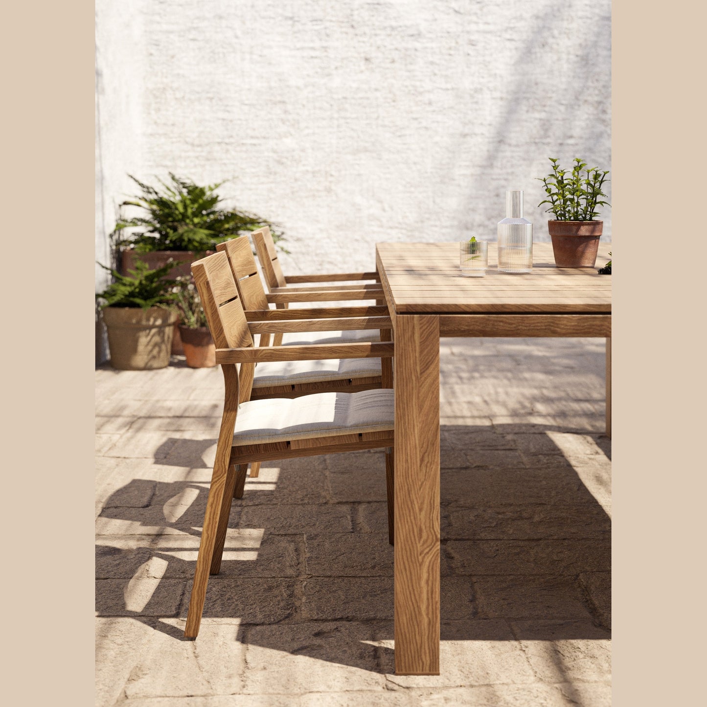 KOS DINING ARMCHAIR / TEAK - Kolo Collection