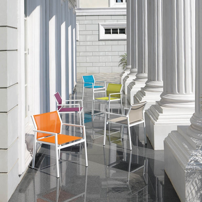 ALLUX STACKING DINING CHAIR / PC ALUMINUM /STANDARD BATYLINE K