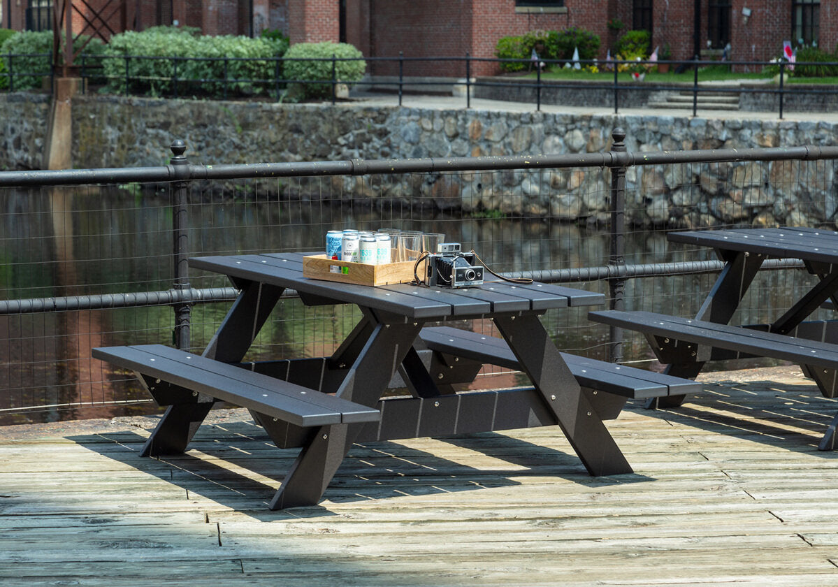 TRADITIONAL PICNIC TABLE / STANDARD COLORS