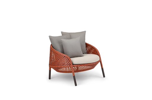 AHNDA LOUNGE CHAIR