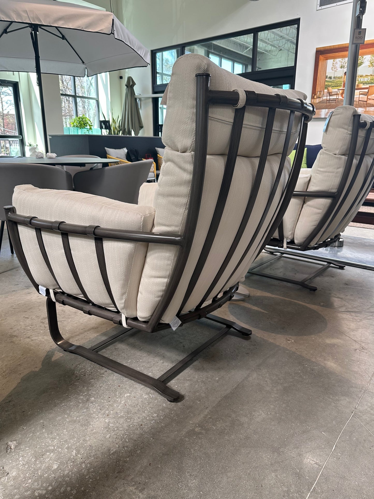 SUMMER CLASSICS MAJORCA ALUMINUM SPRING LOUNGE CHAIR - PAIR