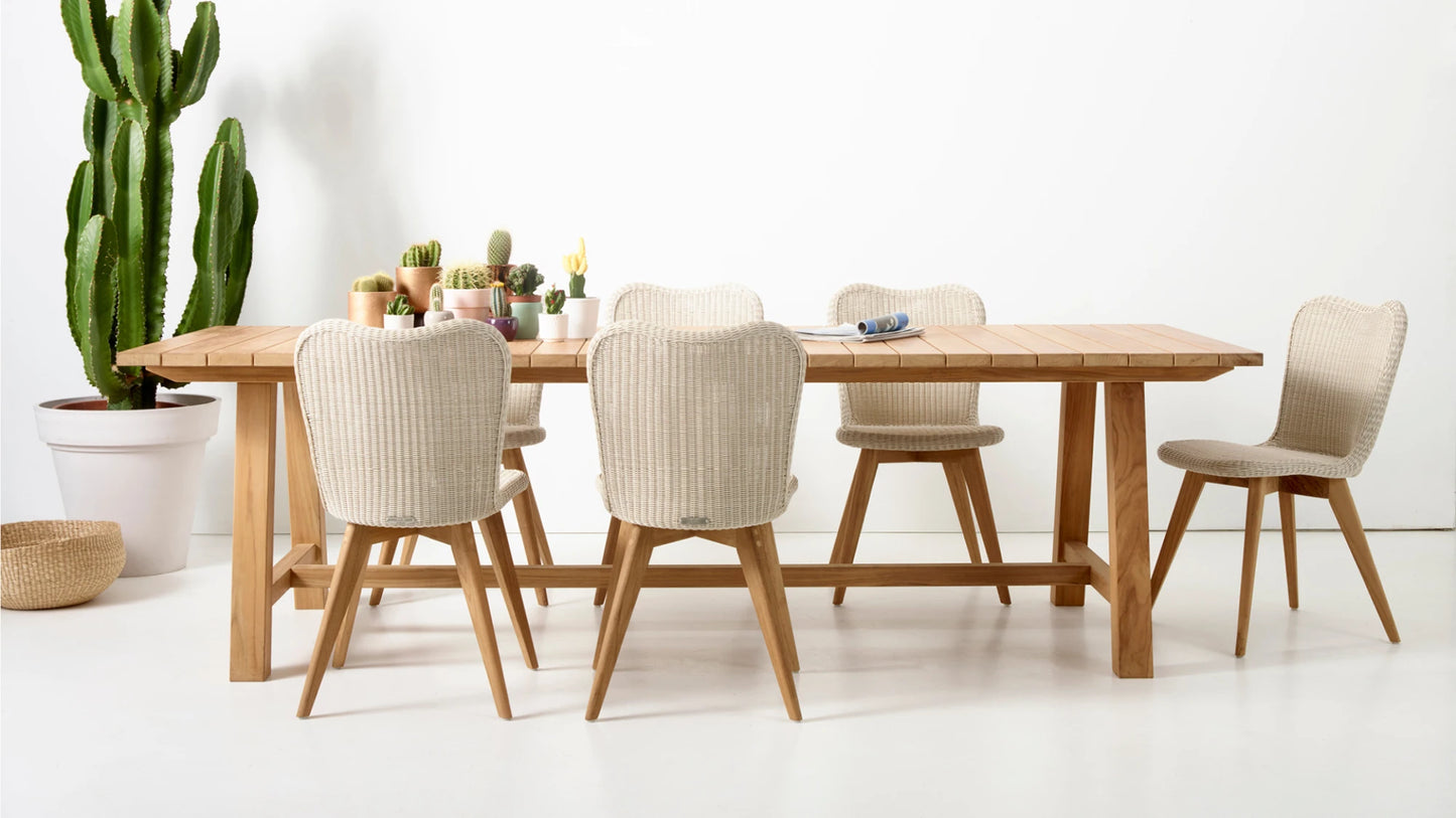 LENA DINING CHAIR / TEAK BASE