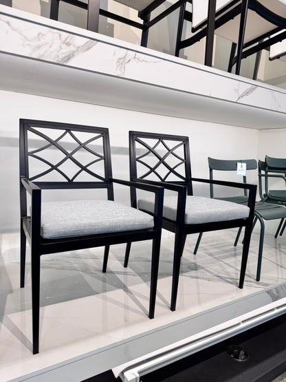 SUMMER CLASSICS ELEGANTE ALUMINUM ARM CHAIR