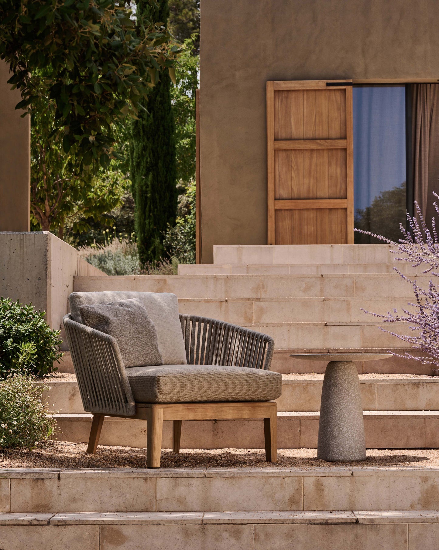 MOOD TEAK LOUNGE CHAIR