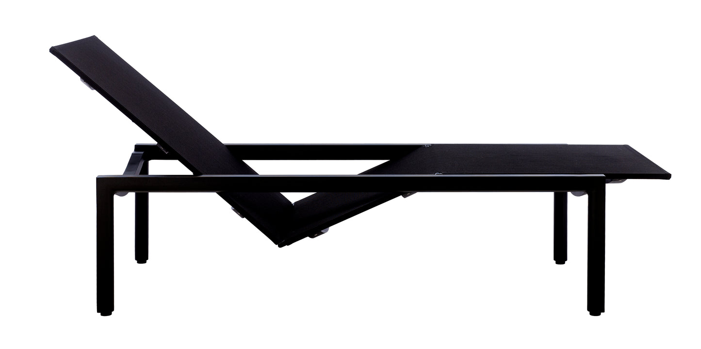 ILLUM LOUNGER CHAISE / ALUMINUM / BATYLINE